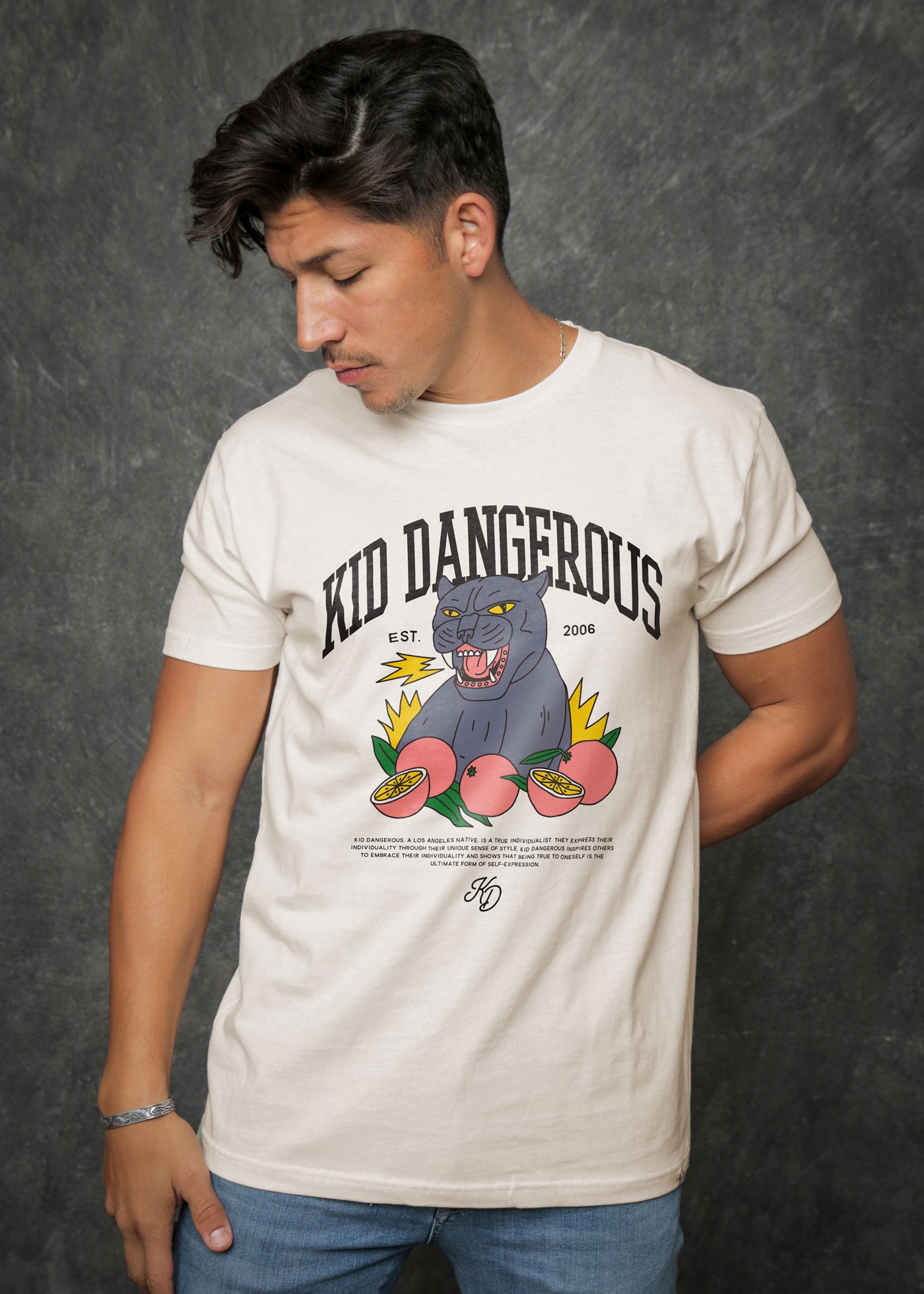 KD Panther Men's Antique White Classic T-Shirt