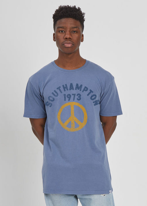 Southampton 1973 Men's Faded Blue T-Shirt alternate view