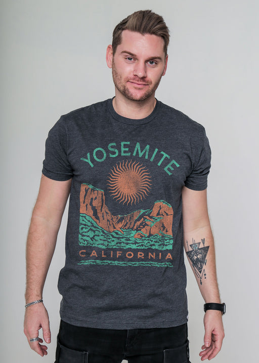 Yosemite Sun Men's Charcoal Classic T-Shirt alternate view